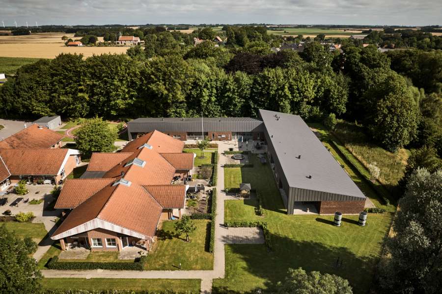 Eine schöne Materialkombination, Engparken 1, 9500 Rørbæk